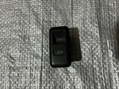 Кнопка склопідйомника права VW T4 701959855 VAG Фольксваген Т4