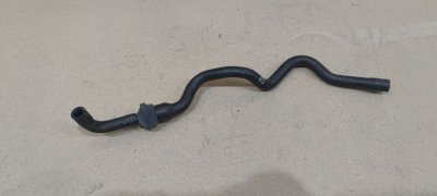 Трубка, патрубок вентиляції картерних газів(з клапаном) 1.4 TSI 03C103558M VAG Фольксваген Гольф