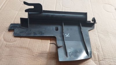 Захист, дефлектор радіатора лівий 8200427477 Рено Кенго 2008+