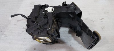 Корпус пічки салону з кондиціонером 2014+ 272700324R Рено Трафік 3, Опель Віваро, Фіат Таленто, Ніссан NV 300