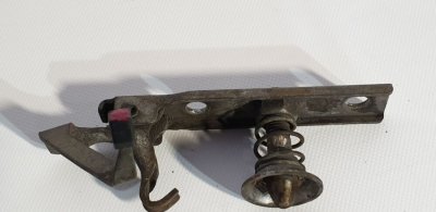 Замок капоту верх 2D0823507D 1996-2006 Фольксваген ЛТ