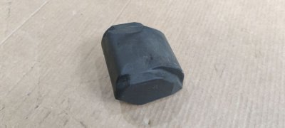 Заглушка ременя безпеки заднього 1K9857865 VAG Фольксваген Гольф