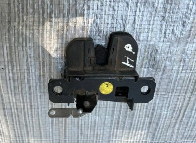Замок мех нижній правих задніх дверей volkswagen transporter T5 (2003-2015p.) 7H0827506C, 7H0827506B, 7H0827506D VAG Фольксваген Т5