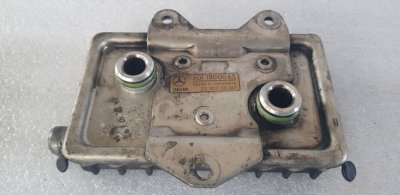 Теплообмінник, масляний радіатор 2.9TDI A6011800065 1996-2000 Мерседес Спрінтер 903