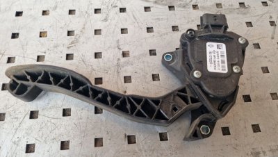 Педаль газу електрична 2010+ 180107523R, 8200672367 Рено Мастер 3, Опель Мовано, Ніссан NV400