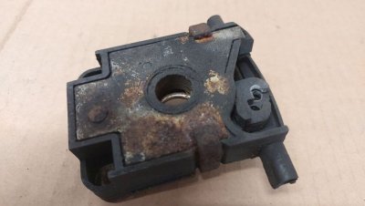 Замок капота 3.0 повний привід 3' E46 M57 універсал 51238203859 БМВ, BMW