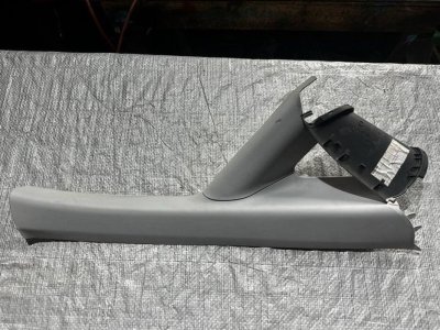 Накладка стойки лобового скла внутрішня права 2003-2010 2.2 CDI OM 646 A6396921601 639 Мерседес Віто