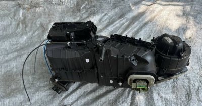 Корпус пічки з кондиціонером 2003-2008 6450NW, 6441S0 Сітроен Берлінго, Пежо Партнер