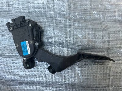 Педаль газу, акселератор VW T5 7H1723503 VAG Фольксваген Т5