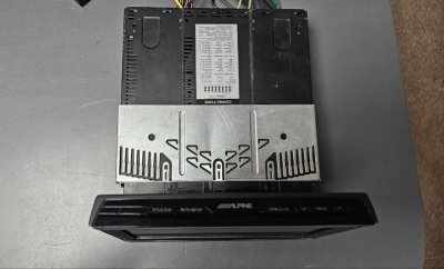 Магнітола DVD alpine CVA-1003R мультимедіа, радіо-1